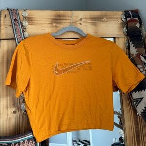 Nike Crop Top